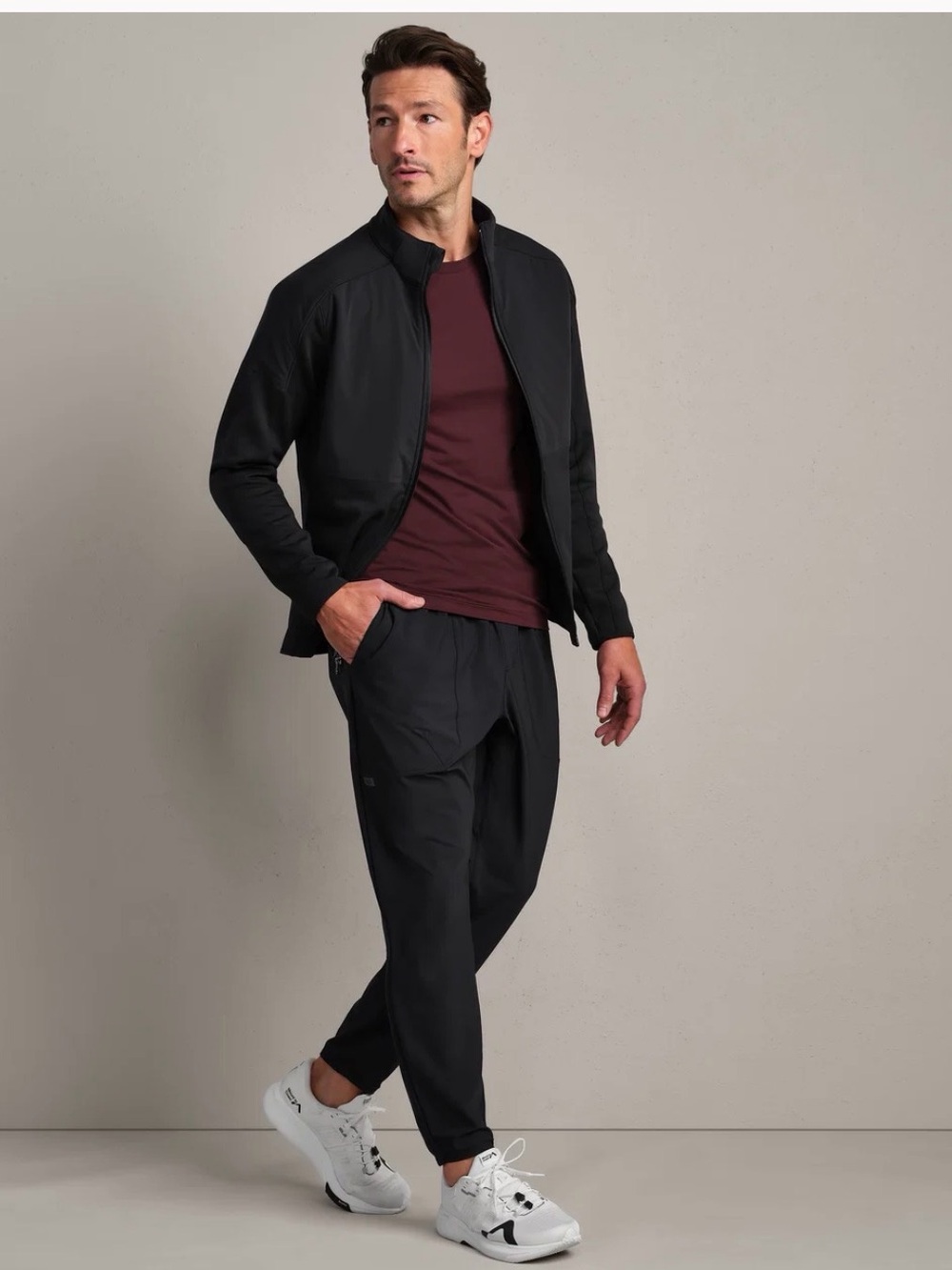 Rhone Men’s True North Jacket Black Full Coverage Size XL